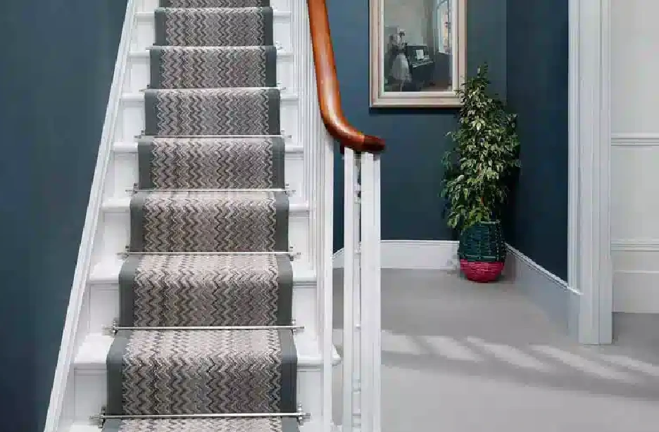 Carpeted stairs with clean and secure finish