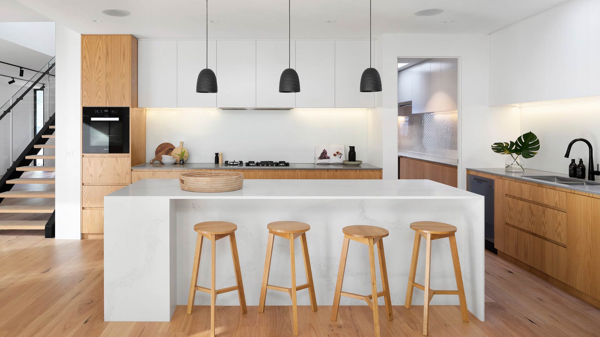 fuInterior Design Company Dubai | Custom Furniture & Home Interior Solutionsrniture