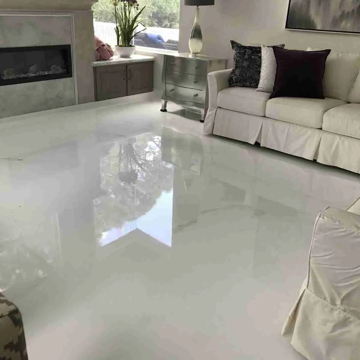 High-Gloss Epoxy Floor Coating